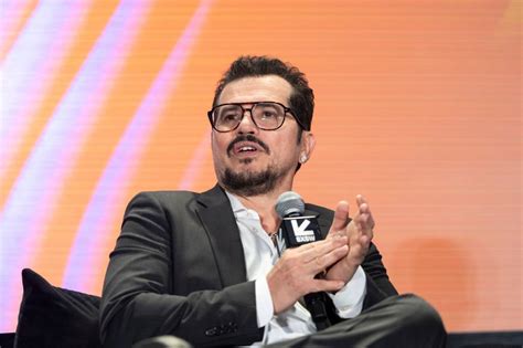 家庭影院D1 Y 開啟智能娛樂(lè)新紀(jì)元，實(shí)業(yè)投資的創(chuàng)新機(jī)遇